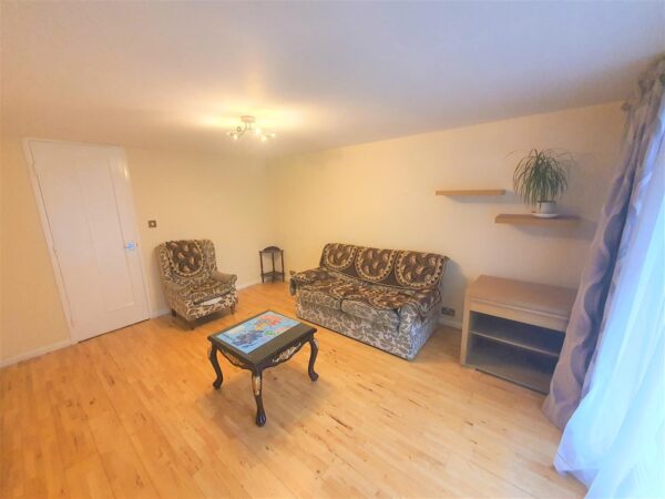 Barchester Close, Uxbridge