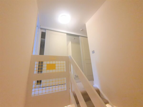Barchester Close, Uxbridge