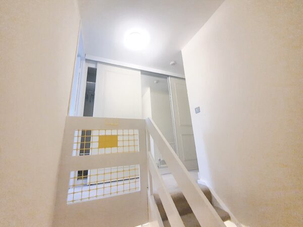 Barchester Close, Uxbridge, UB8