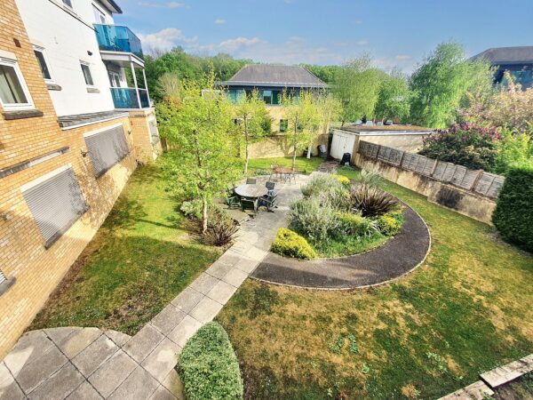 Reservoir Road, Ruislip, HA4