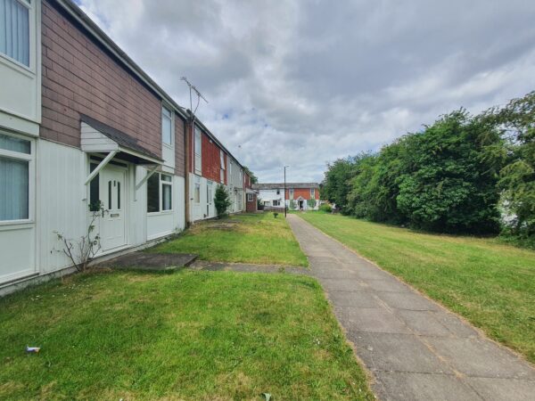 Carnbroe Avenue, Binley, CV3