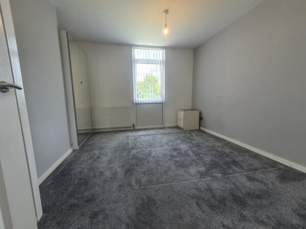 Carnbroe Avenue, Binley, CV3