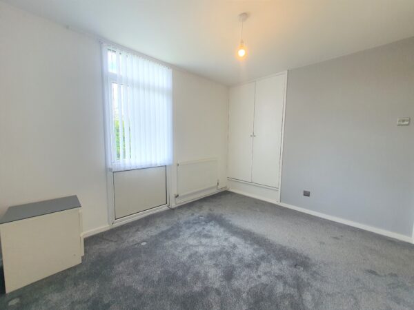 Carnbroe Avenue, Binley, CV3