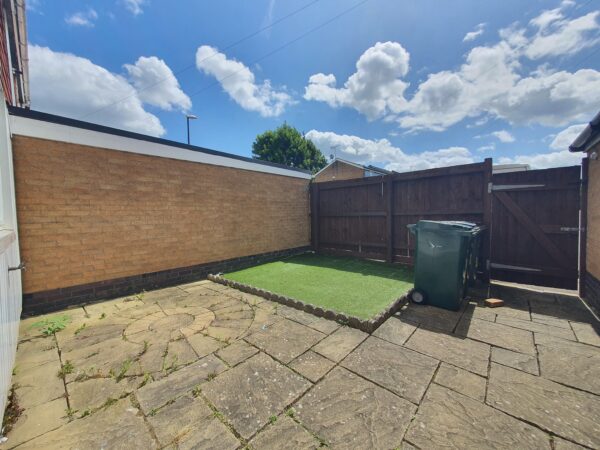Carnbroe Avenue, Binley, CV3