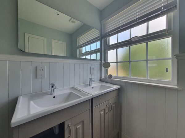 Daryngton Drive, Guildford, GU1