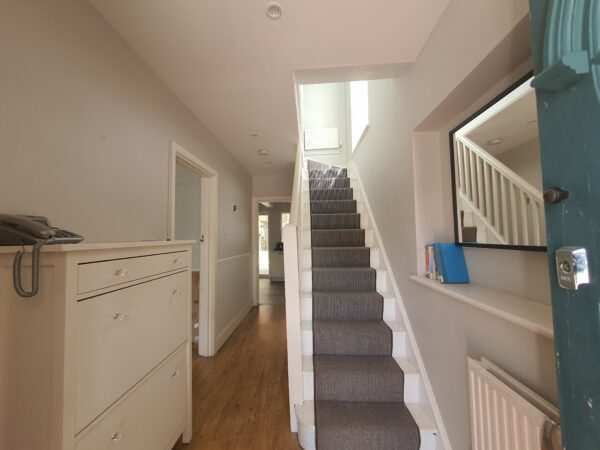 Daryngton Drive, Guildford, GU1