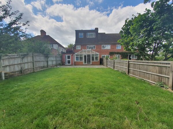 Daryngton Drive, Guildford, GU1