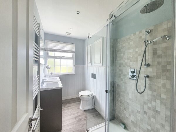 Daryngton Drive, Guildford, GU1