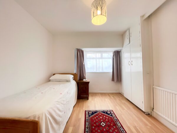 Northfields Road, London, W3