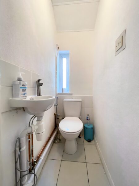 Northfields Road, London, W3