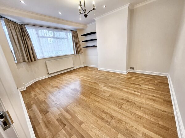 Connell Crescent, London, W5