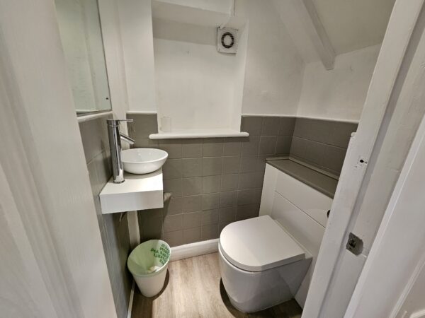 Daryngton Drive, Guildford, GU1