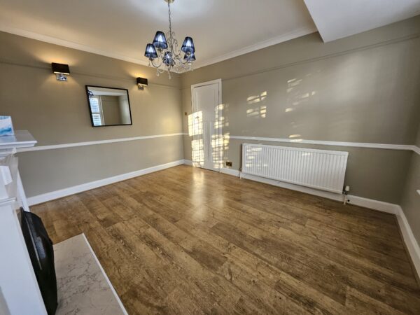 Daryngton Drive, Guildford, GU1