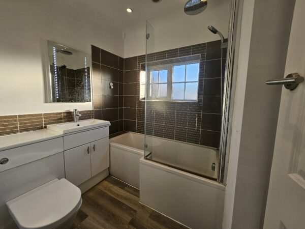Daryngton Drive, Guildford, GU1