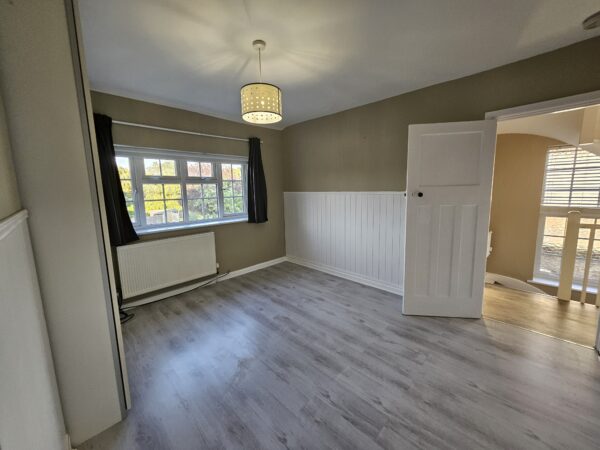 Daryngton Drive, Guildford, GU1