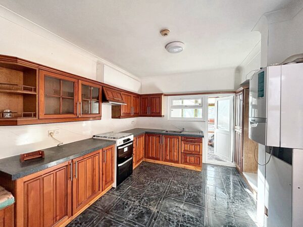 Plashet Grove, London, E6