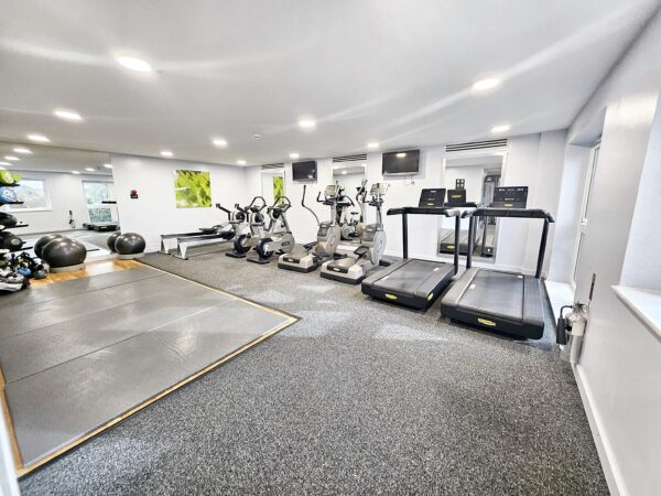 Howard Road, Stanmore, HA7