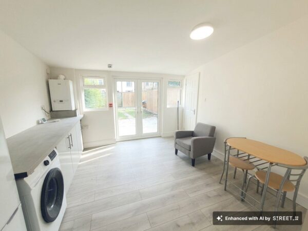 45 Tudor Road, Hayes, UB3
