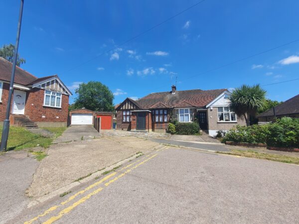 Lincoln Close, Harrow, HA2