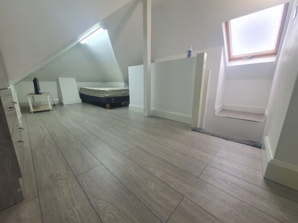 43 Cranborne Waye, Hayes, UB4