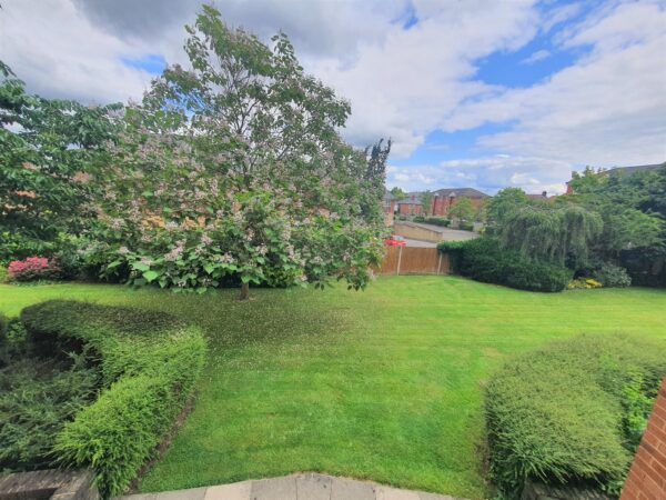 Park View Close, Windsor Court Park View Close, AL1