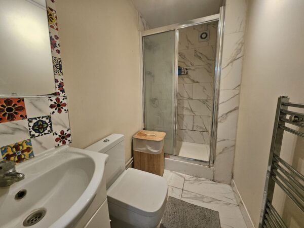 Rushgrove Avenue, London, NW9