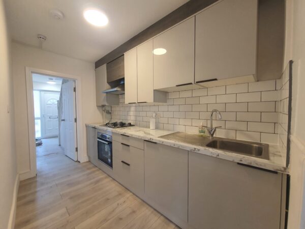 45 Tudor Road, Hayes, UB3