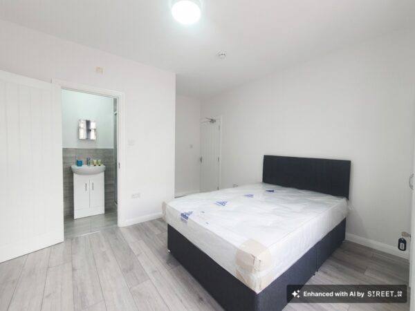 7 Acacia Avenue, Hayes, UB3